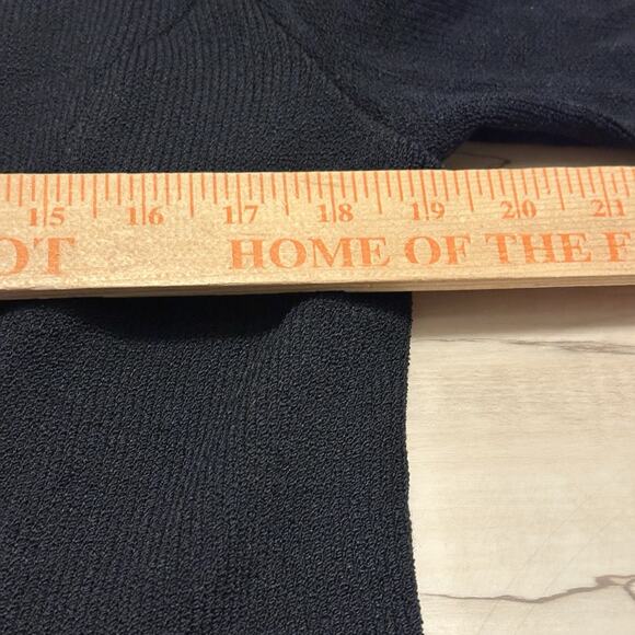 St John Collection Knit Black Button Blazer with Pockets Size 12 - Picture 8 of 9